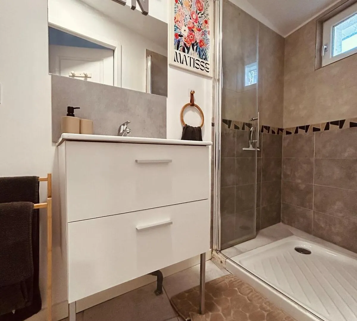 Apartment Cosy Lodge Loyettes France